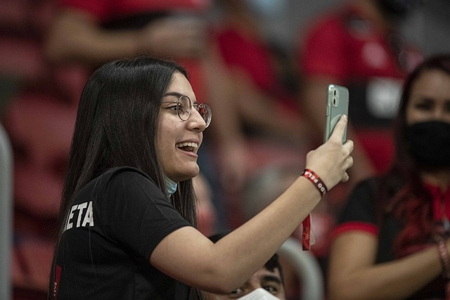 以形成一个 以形成一个